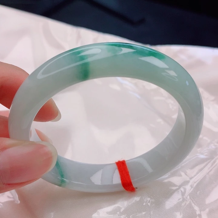 翡翠未镶嵌手镯51圈
