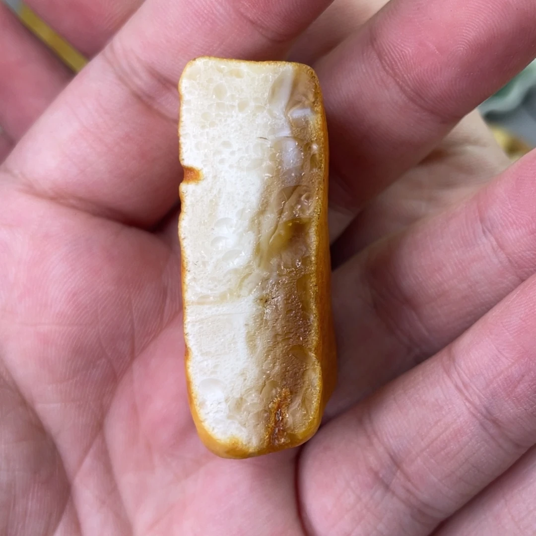 定制琥珀天然琥珀