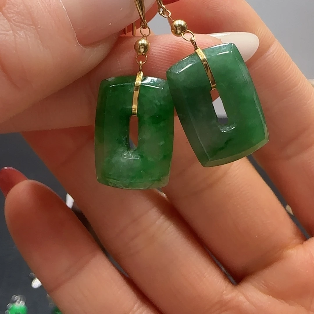 翡翠耳饰18K金镶嵌耳饰