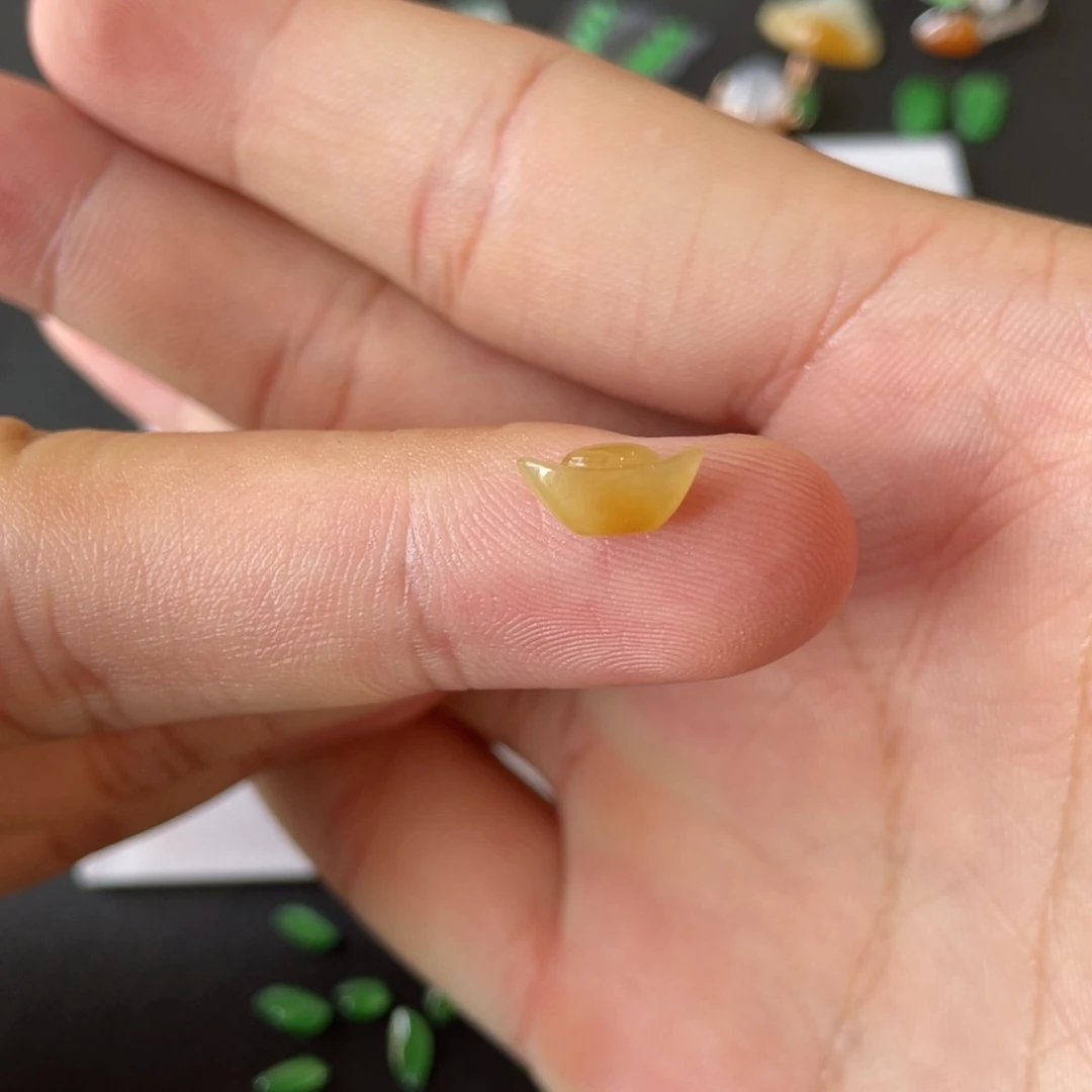 翡翠未镶嵌挂件翡翠珠宝翡翠珠宝