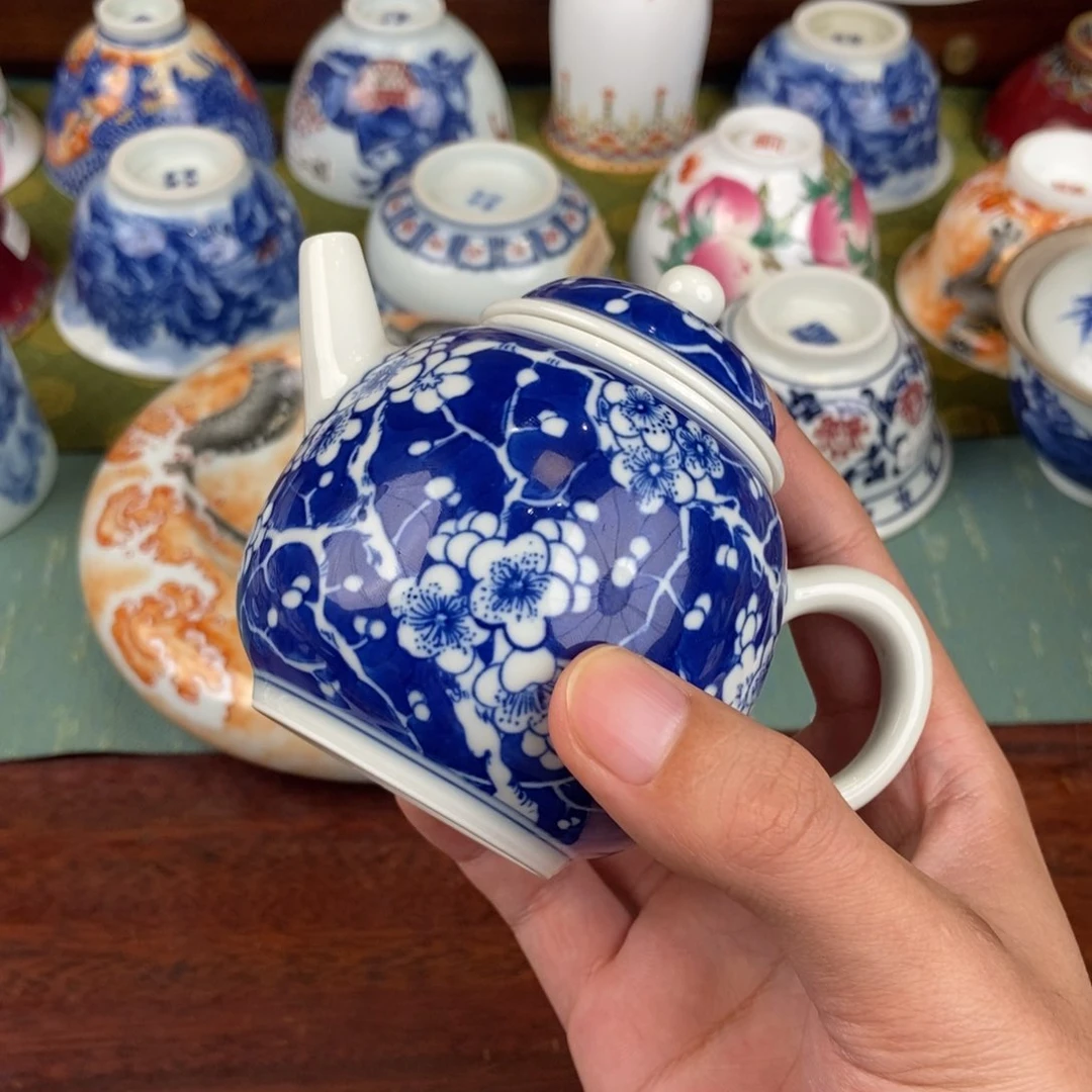 小***o陶瓷的设计师是一个