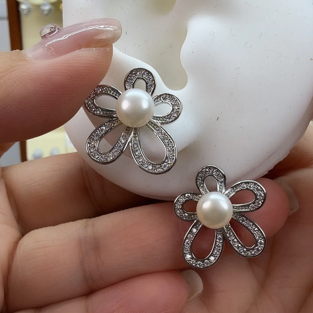 耳饰未镶嵌淡水珍珠