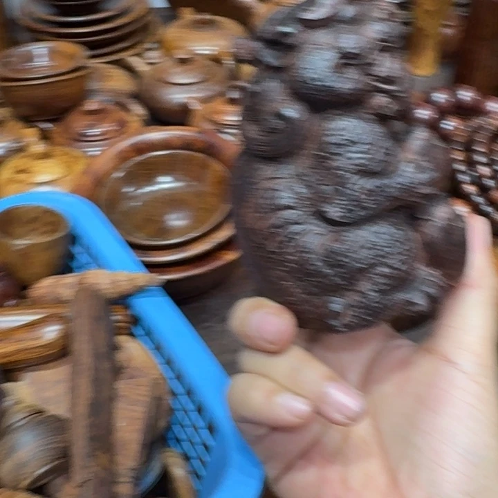 哥***在木小件物品的销售