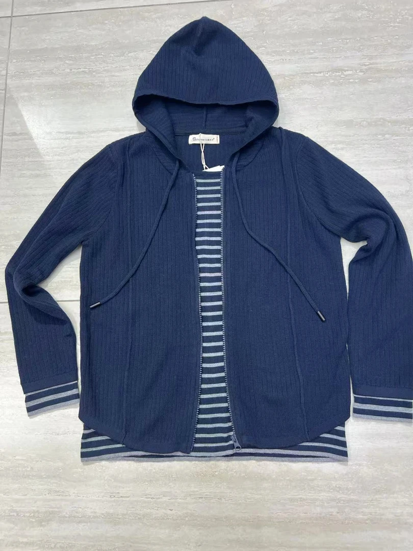 秋季新款女士帽版拼接开衫1258