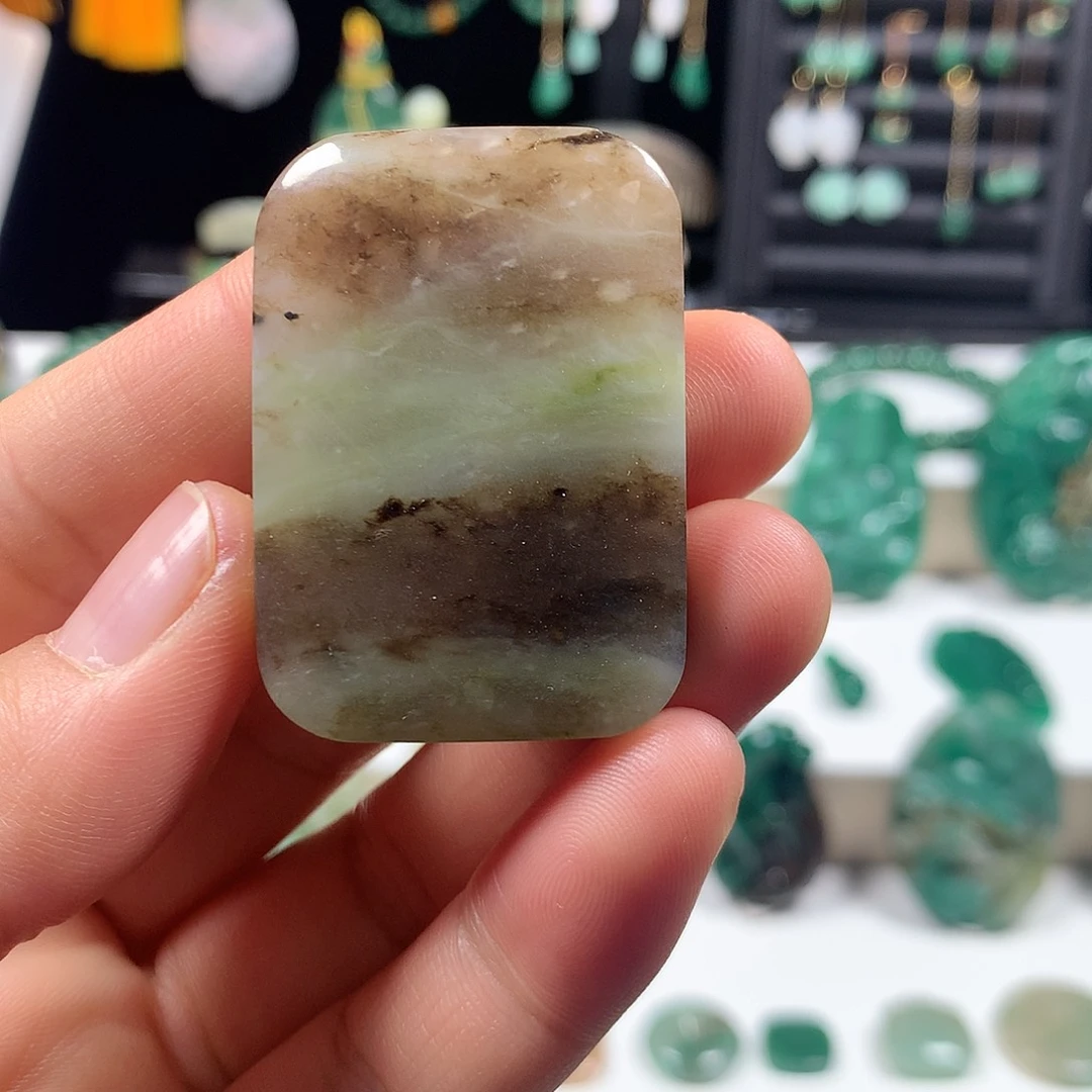 未镶嵌独山玉颈饰