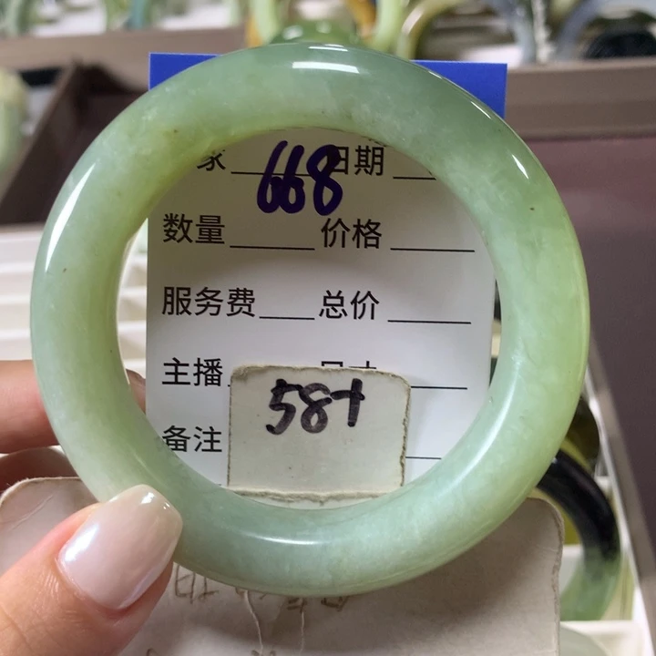 未镶嵌蛇纹石玉手镯668