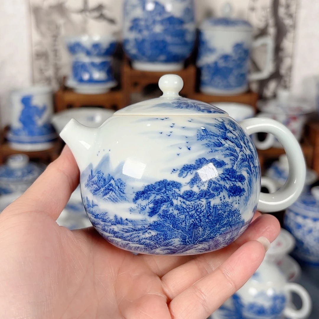 杯浩**辰青花瓷器手绘作品壶