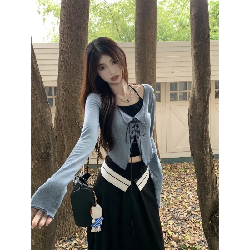 一颗小野莓 辣妹吊带开衫套装女早秋显瘦小众心机纯欲v领修身上衣