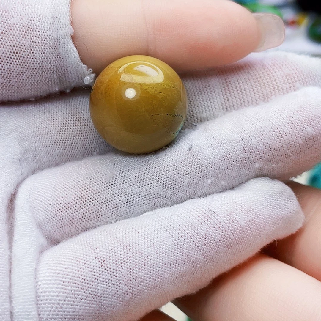 绿松石未镶嵌饰品