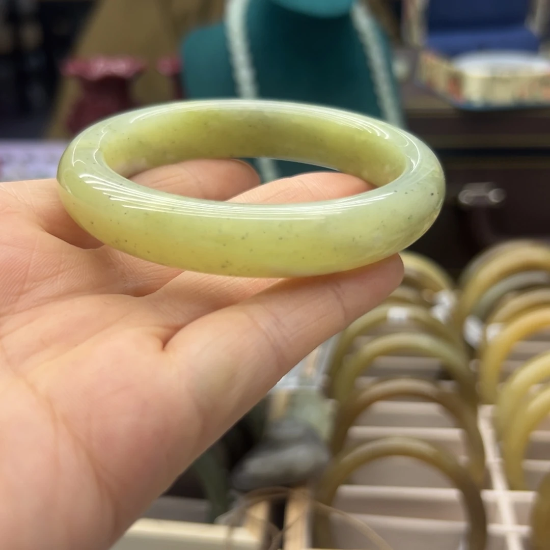 和田玉手镯未镶嵌58.1圈围6258