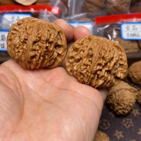 文玩核桃把件四座楼全品 47