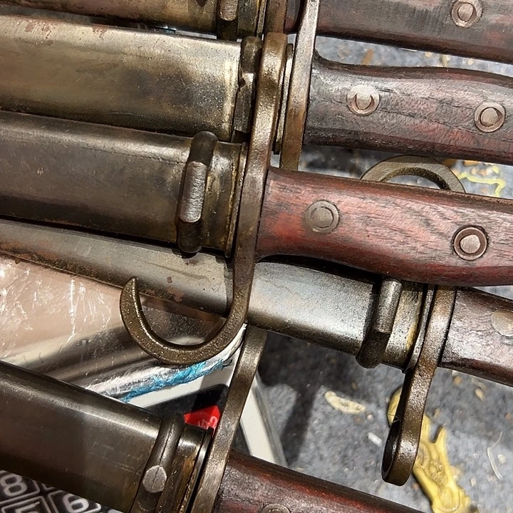 洪*微瑕疵黄铜摆件工艺品