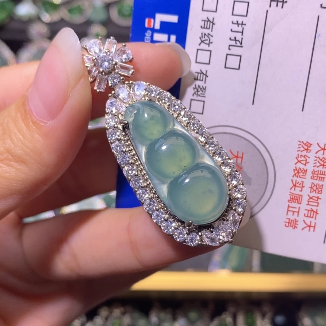 翡翠未镶嵌颈饰天然