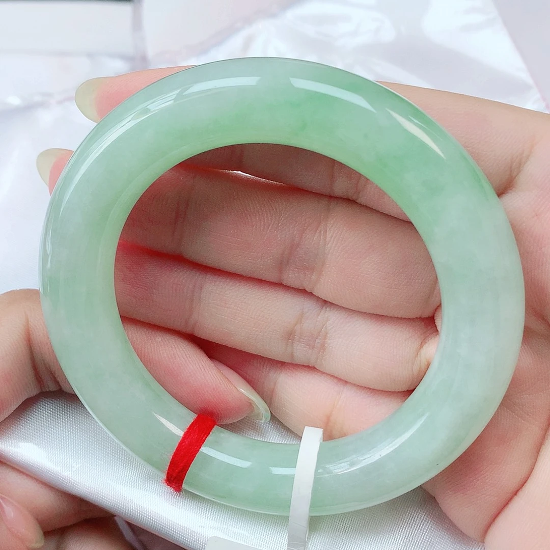 翡翠手镯未镶嵌抖音551