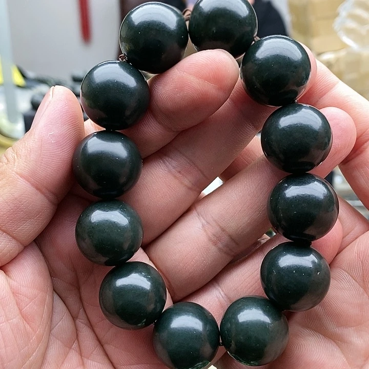 【闪购商品】未镶嵌手链和田玉20油青