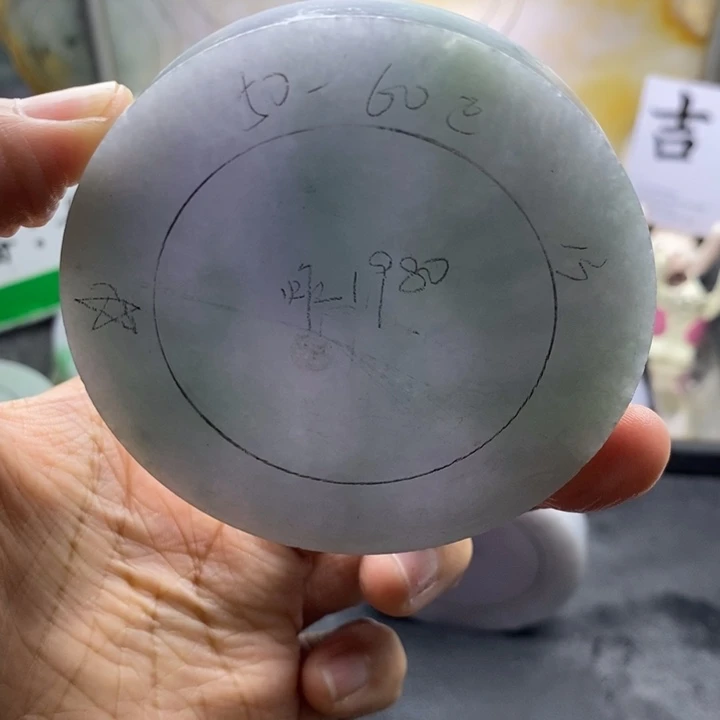 未镶嵌翡翠手镯定制翡翠