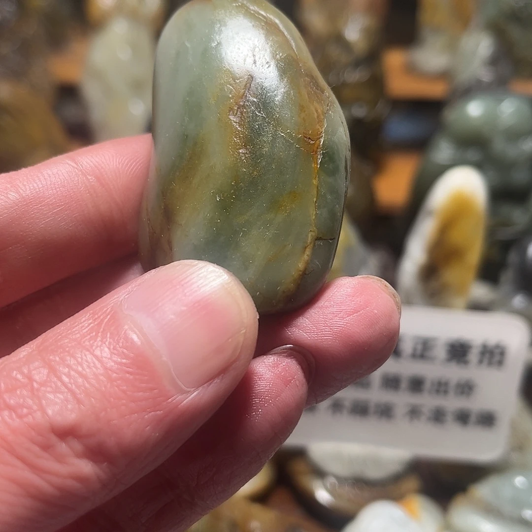 起***啦和田玉未镶嵌颈饰