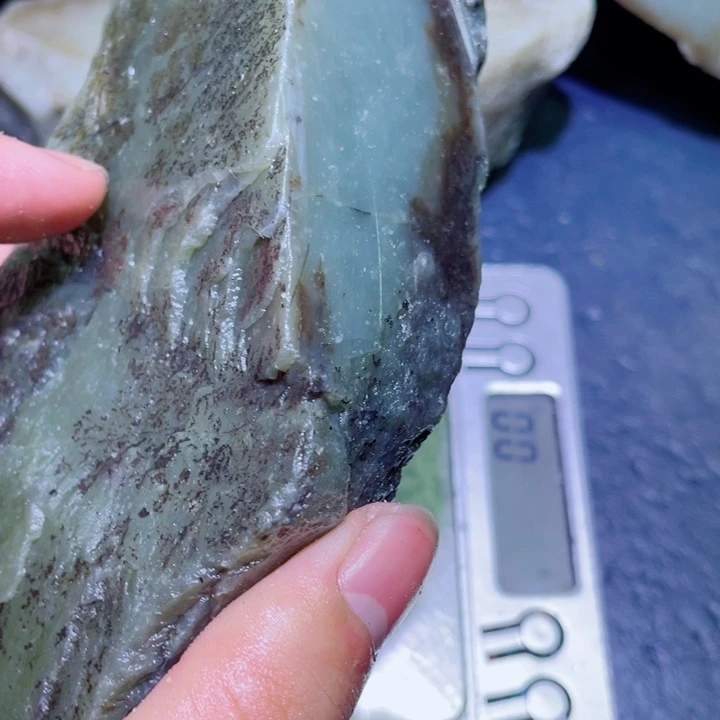 和田玉（糖玉）未镶嵌珠宝半成品