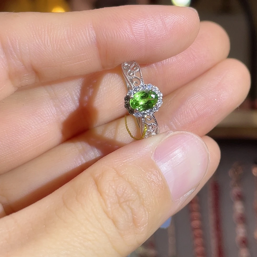 银S925镶嵌石榴石戒指