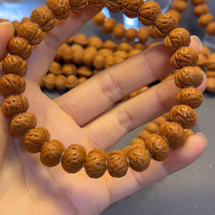 乡***的桃核吊坠秦岭野生潘桃核