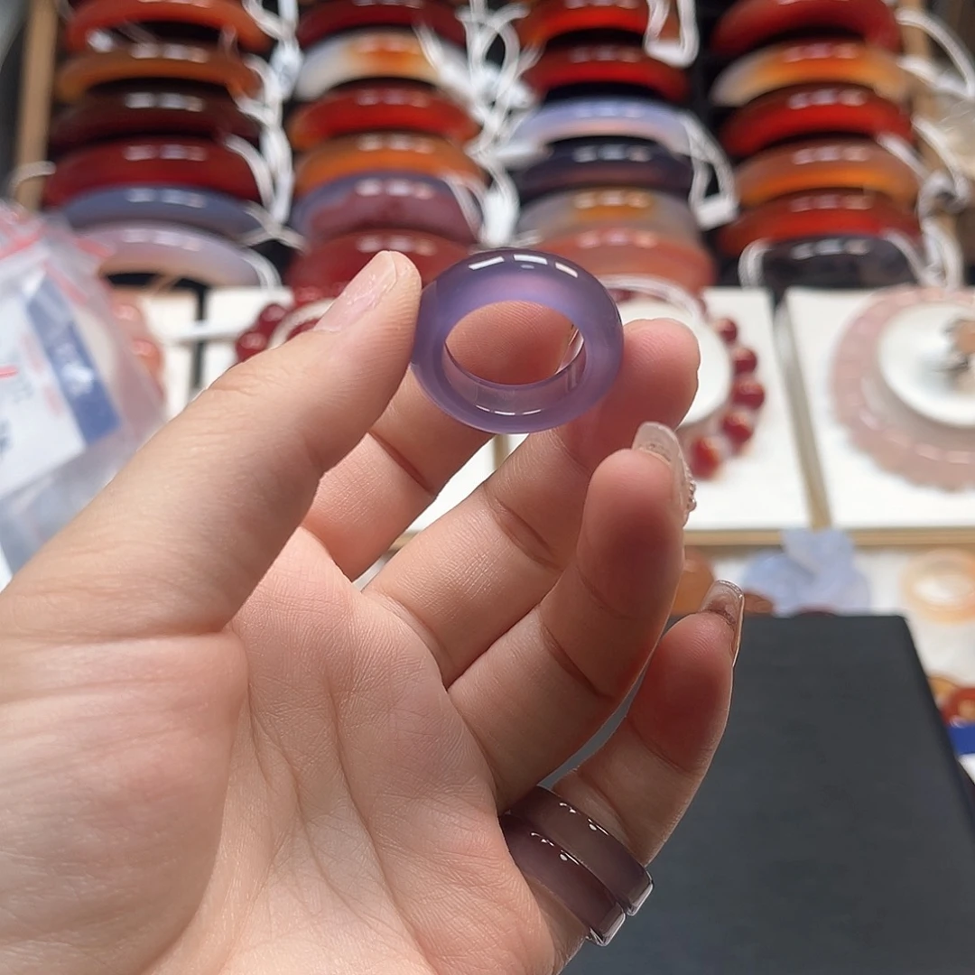 玛瑙/玉髓手镯未镶嵌芜****A