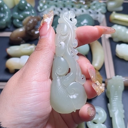【闪购商品】和田玉吊坠(不含链)未镶嵌?****?