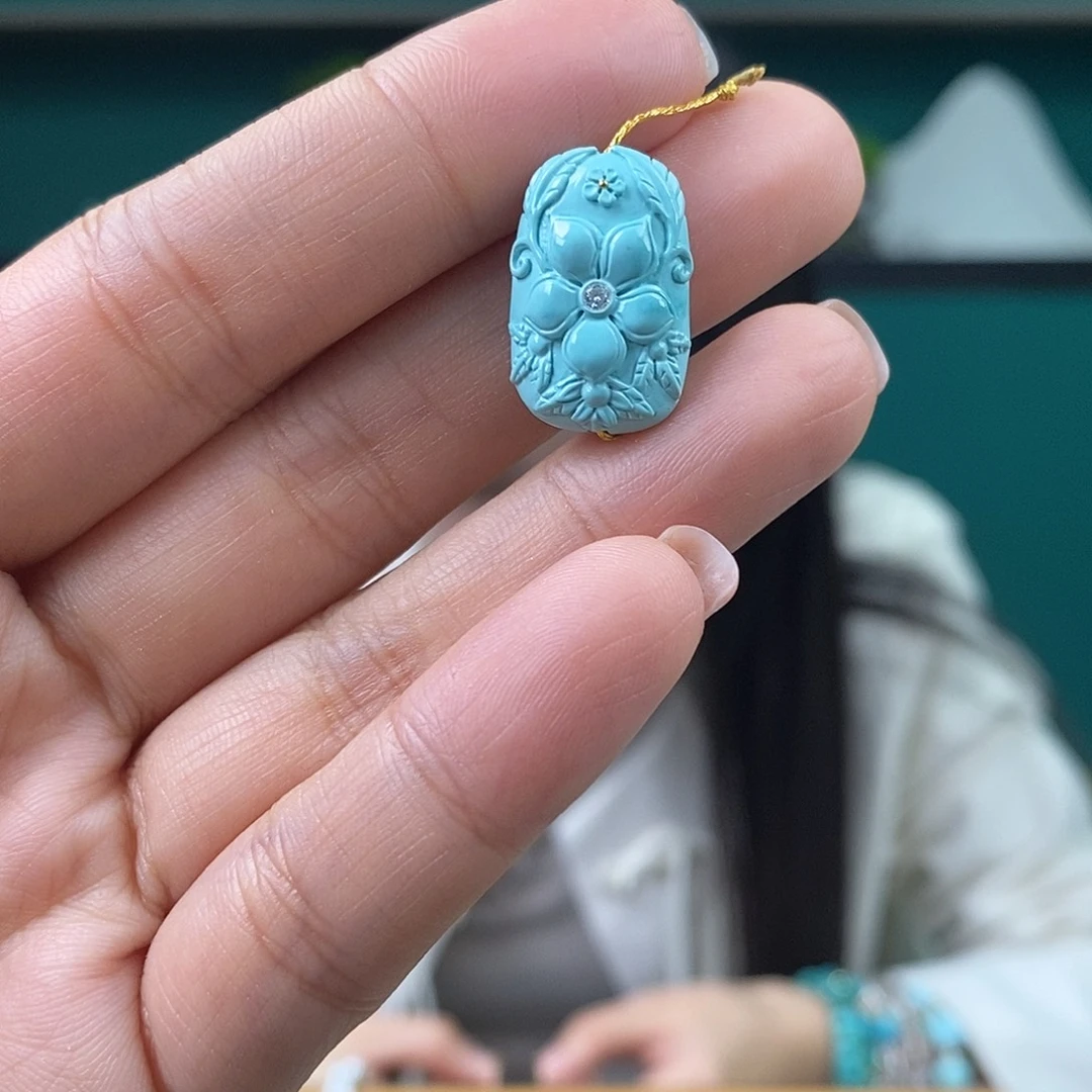 绿松石未镶嵌珠宝奇石