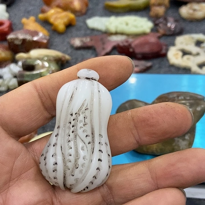 吊坠白玉菩提吊坠