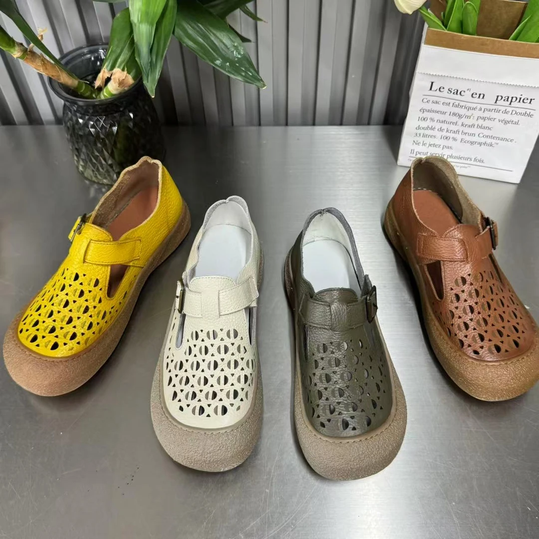 夏季款妈妈鞋中老年人休闲平底舒适女鞋镂空洞洞真皮凉鞋透气单鞋