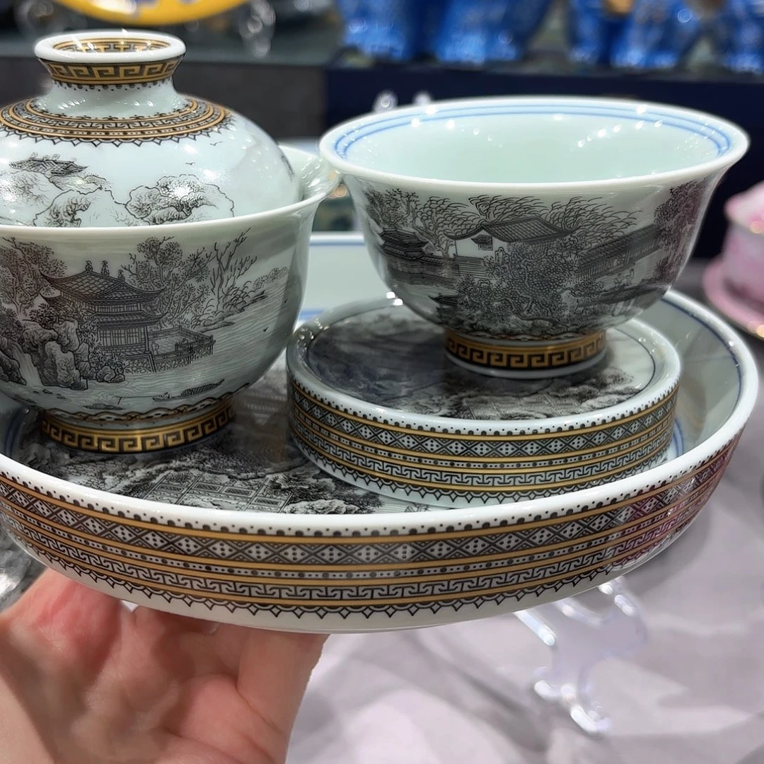 瓷片景德镇瓷器精品陈列