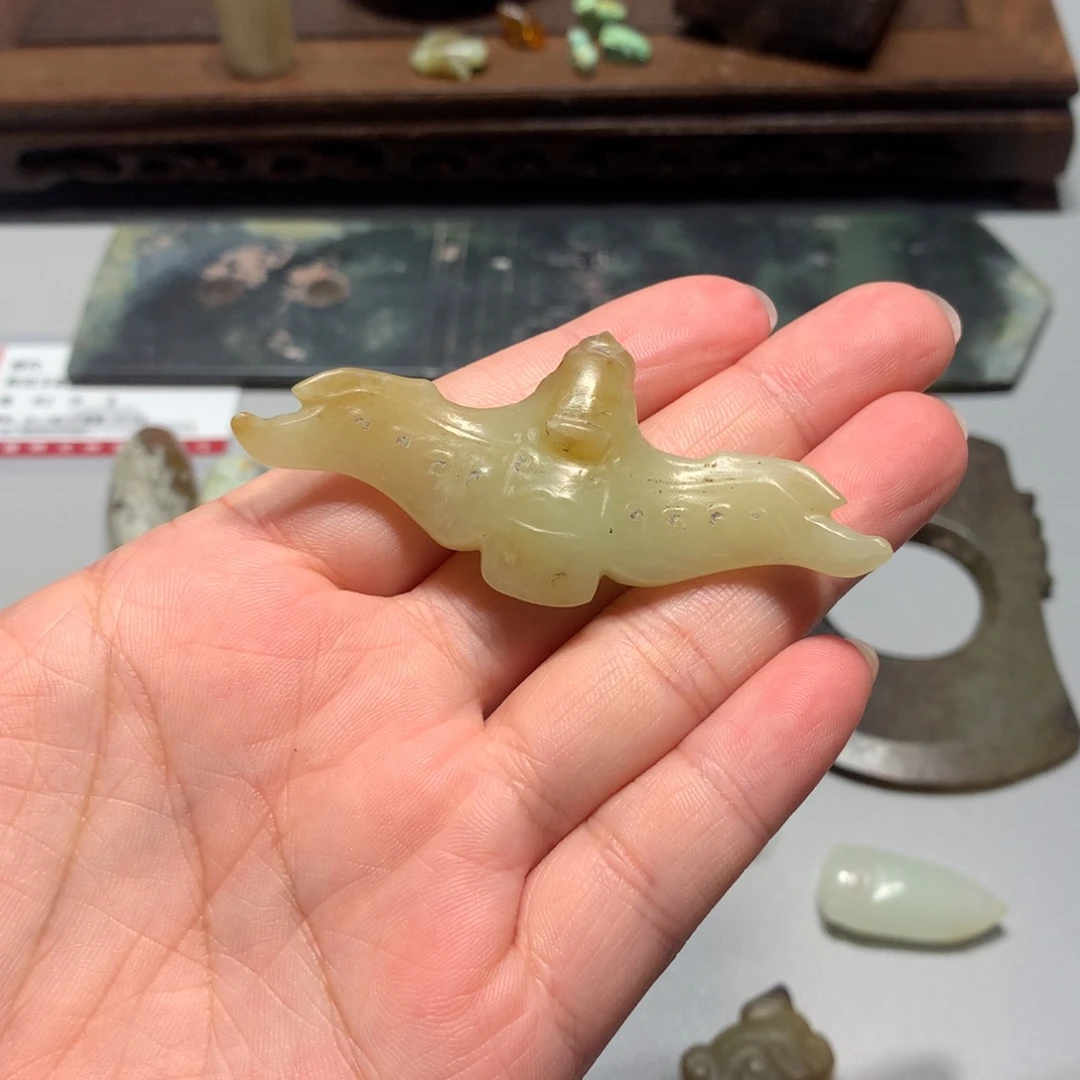 子***霑和田玉（糖玉）未镶嵌颈饰