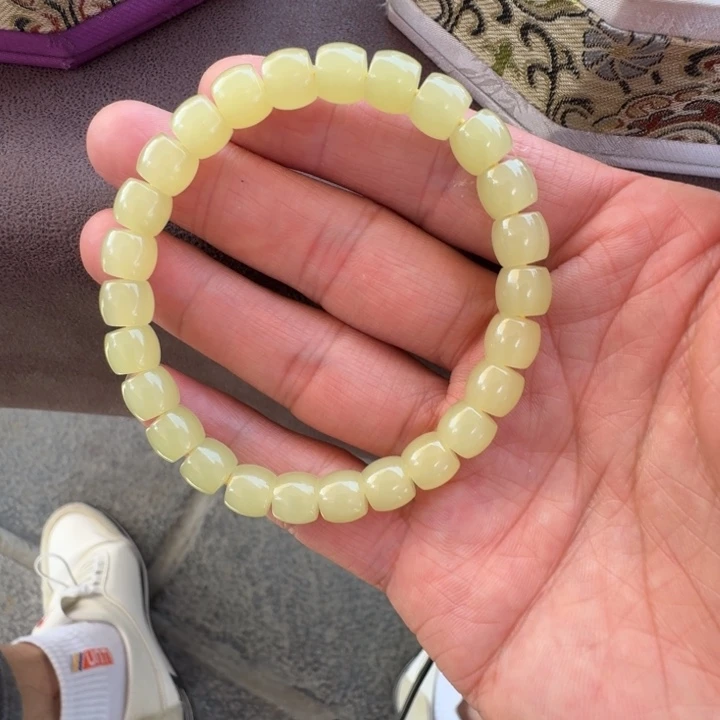 手链未镶嵌和田玉（黄玉）