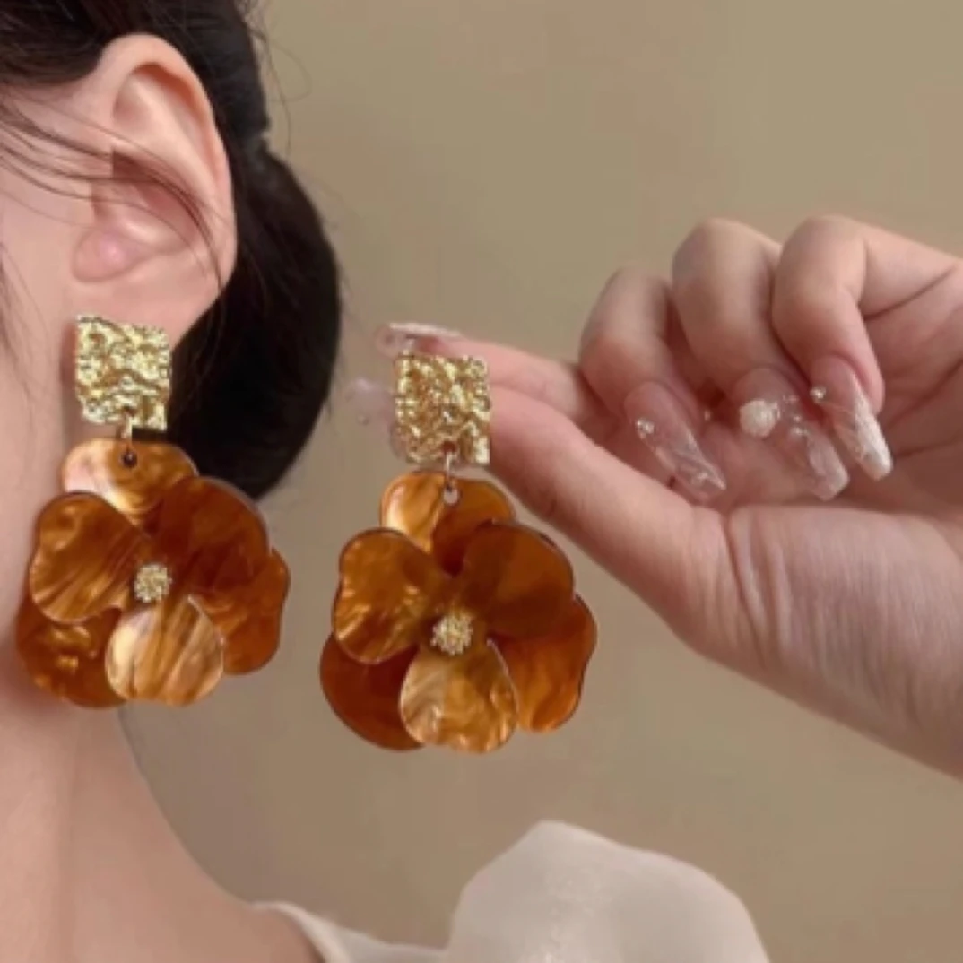 铜合金耳饰 法式卡其色耳钉古风耳饰 复古饰品