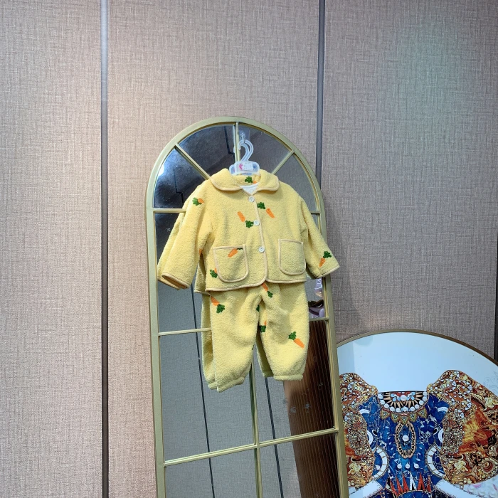 AB569   宝宝黄色开衫家居服套装