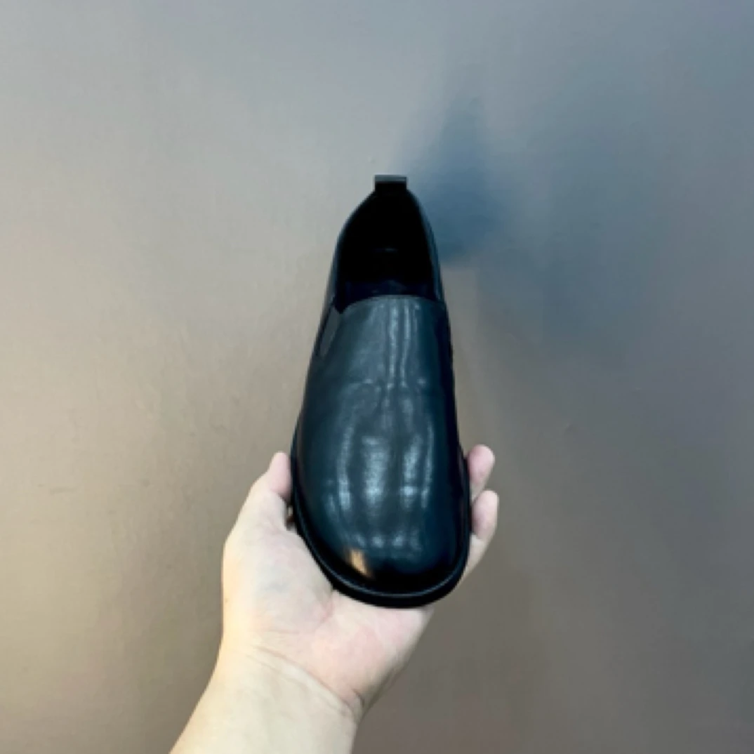 高端品质 纯皮时尚休闲男鞋9
