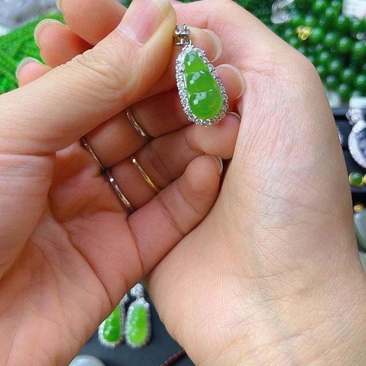 早***川和田玉银S925镶嵌颈饰