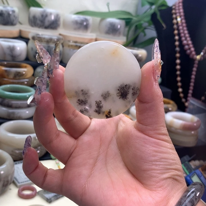 白***彤石英岩玉合金手镯