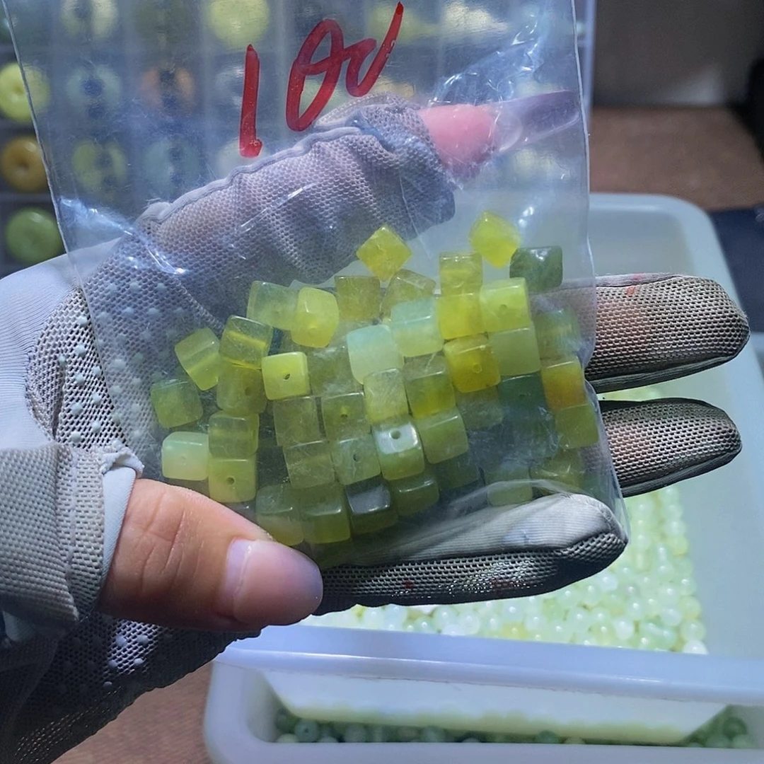 未镶嵌蛇纹石玉其他159
