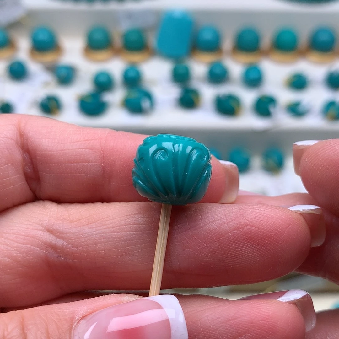 绿松石未镶嵌绿松石配饰九****宝