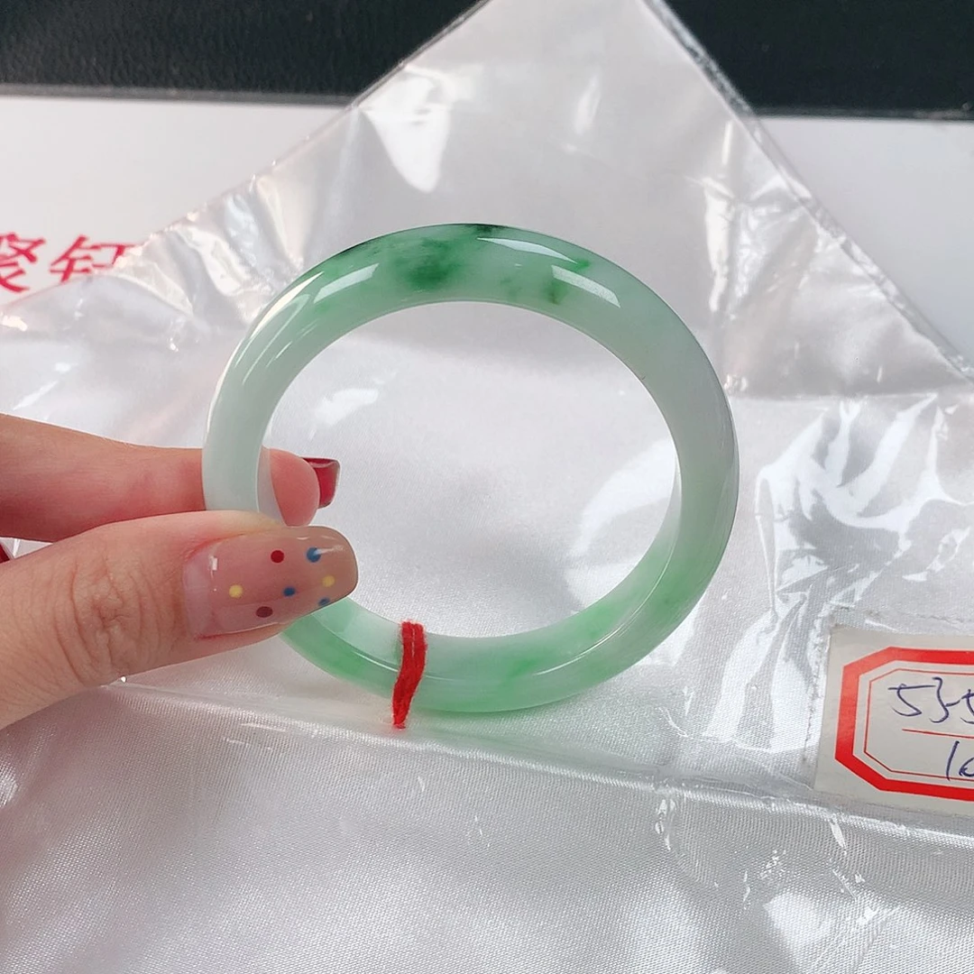 未镶嵌手镯翡翠128