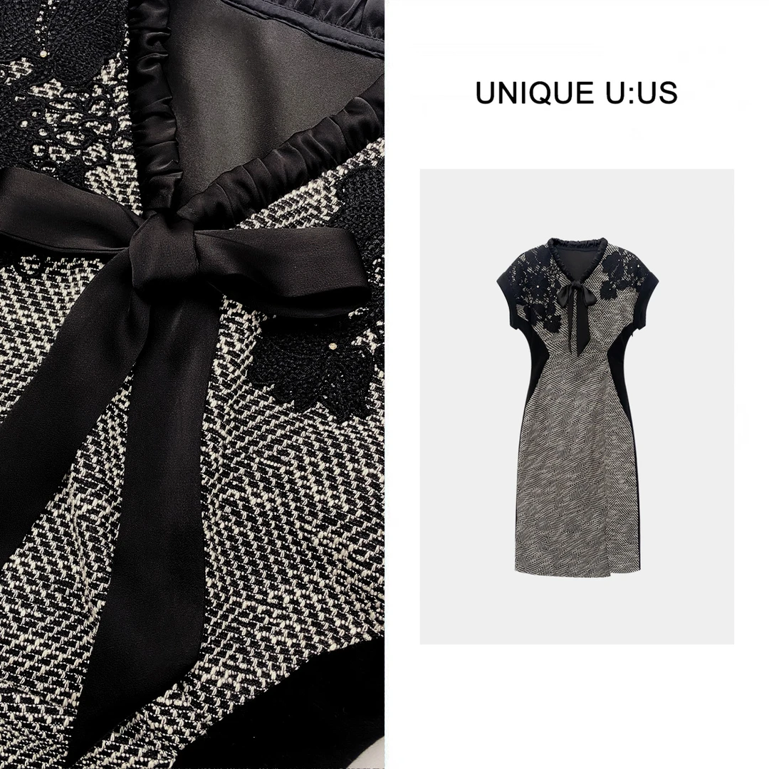 UNIQUE U:US春季新品气质精致设计蝴蝶结连衣裙-250509曼
