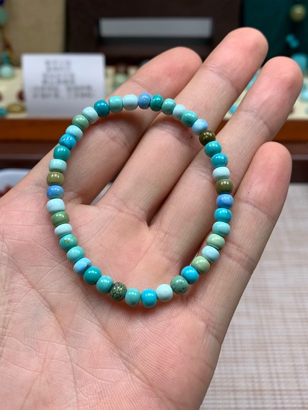 原矿绿松石卡五左右女款小多宝老型手串