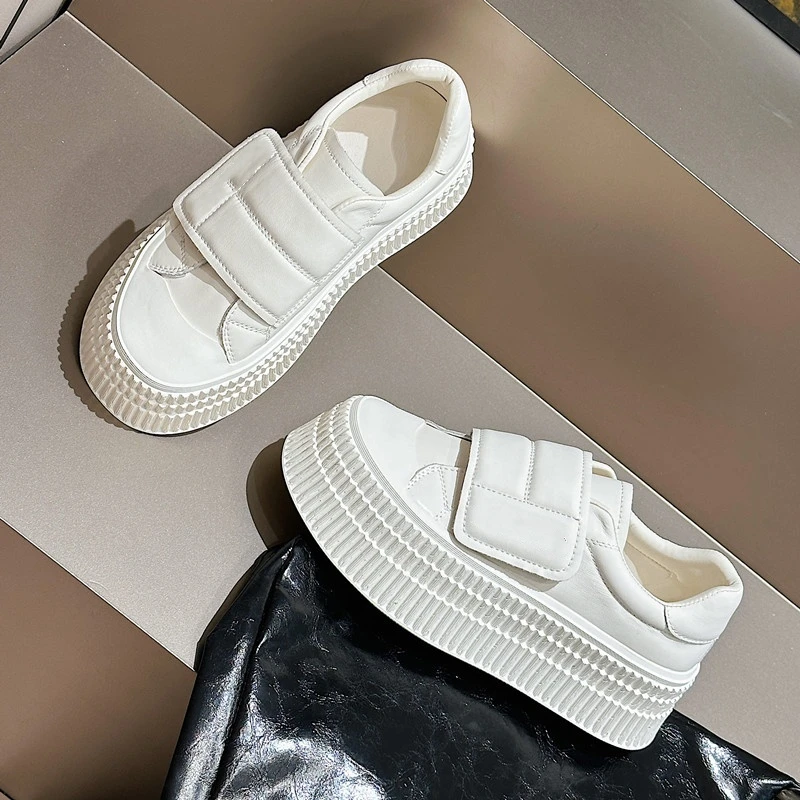真皮松糕小白鞋女2025春季新款百搭休闲板鞋魔术贴厚底增高饼干鞋