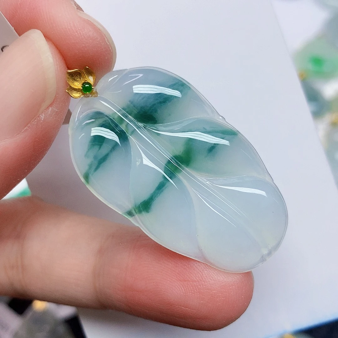 翡翠18K金镶嵌颈饰356779