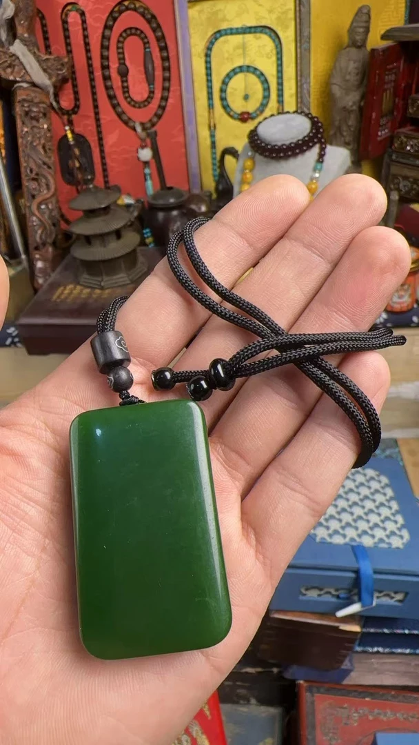 绿玉无事牌方牌吊坠