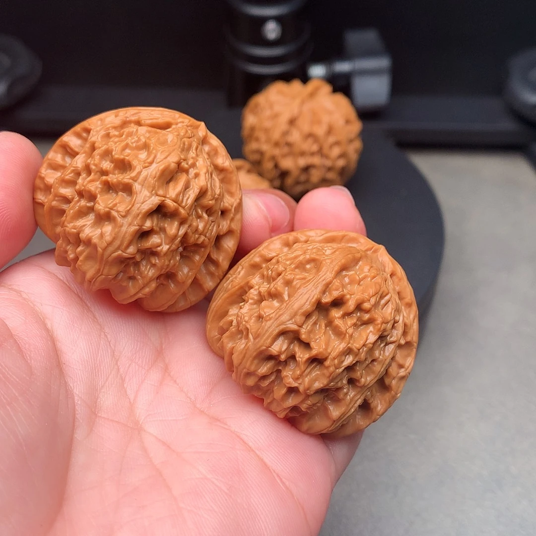 文玩核桃吊坠344号三角白38