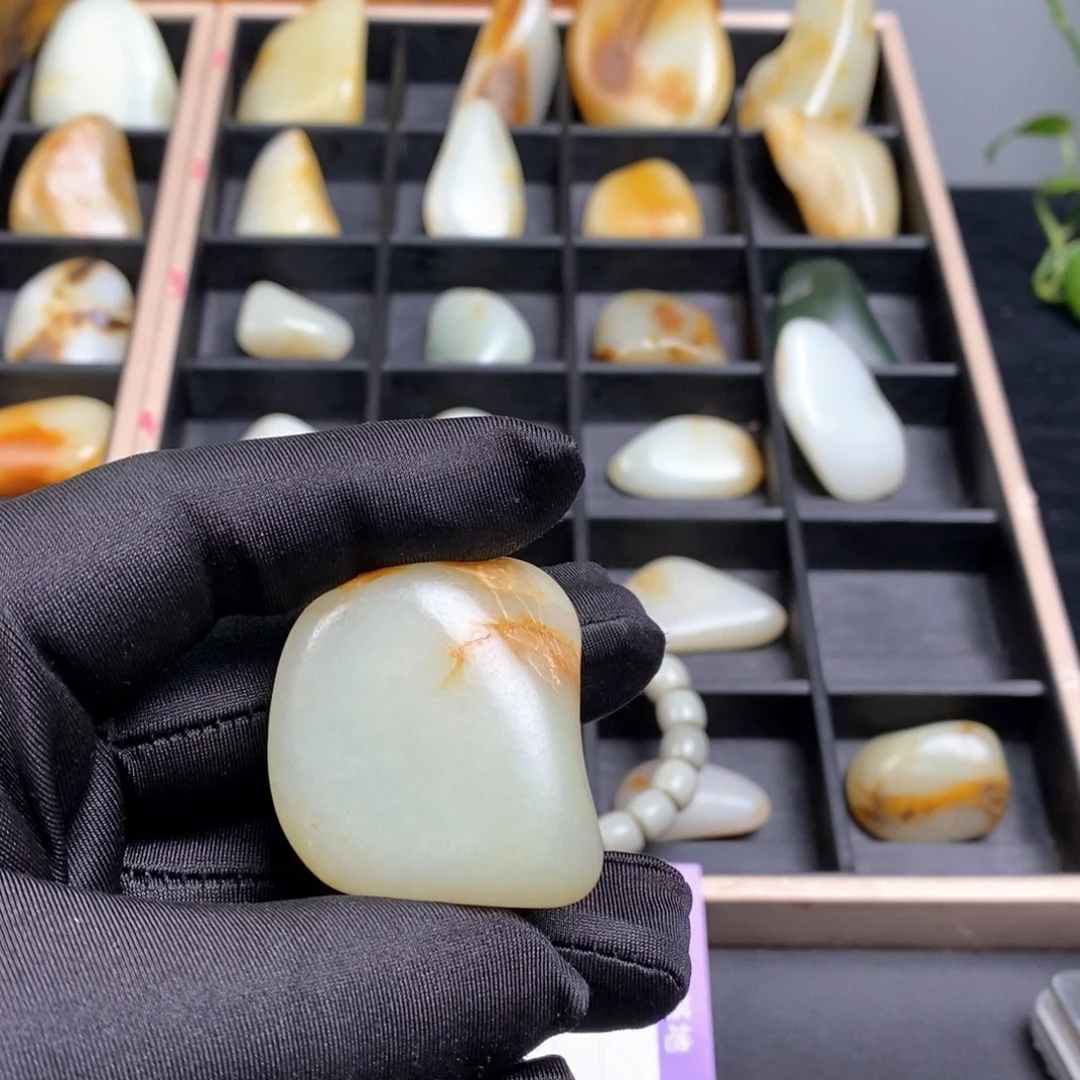 和田玉（糖玉）未镶嵌颈饰爽****a