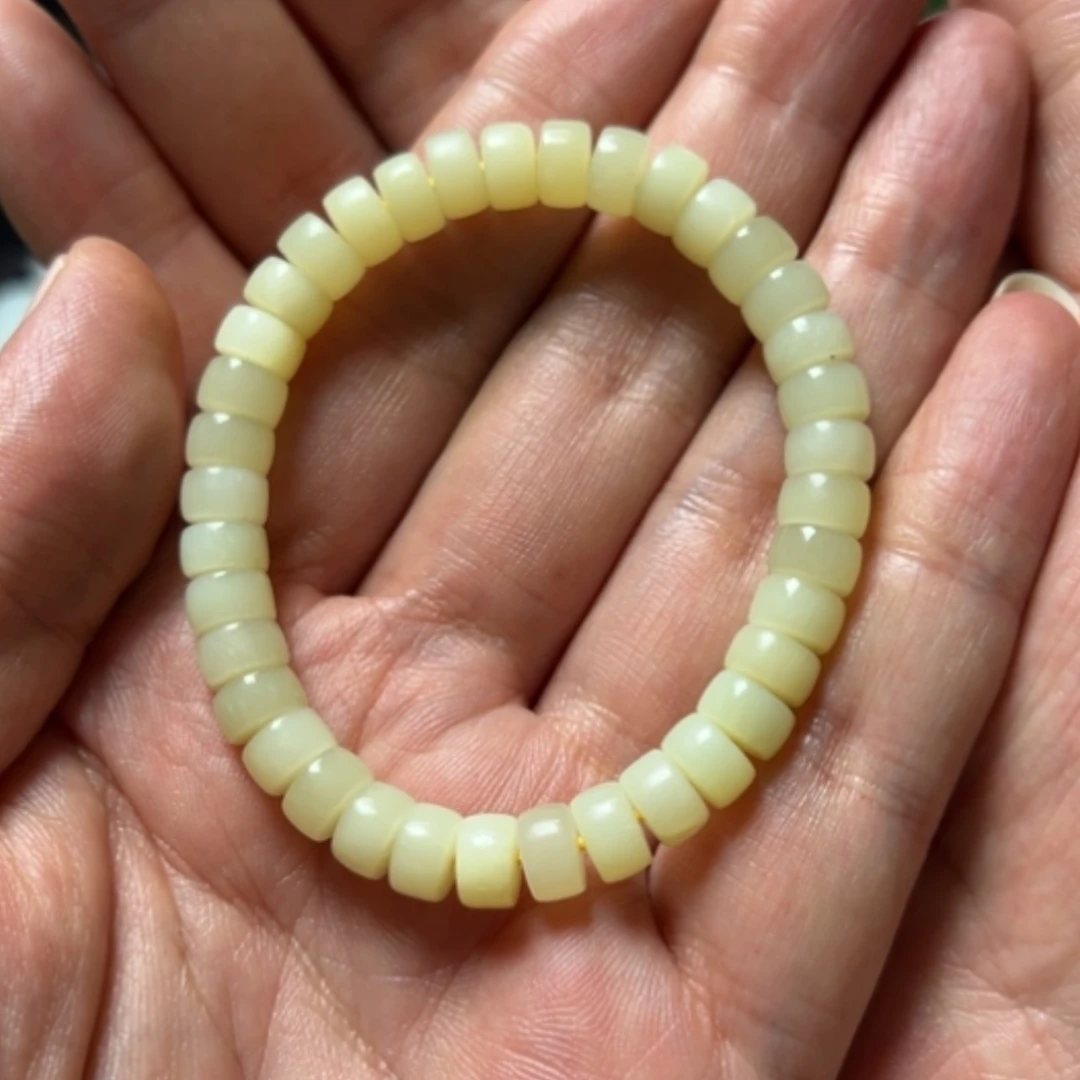 【闪购商品】手串未镶嵌和田玉孙*?