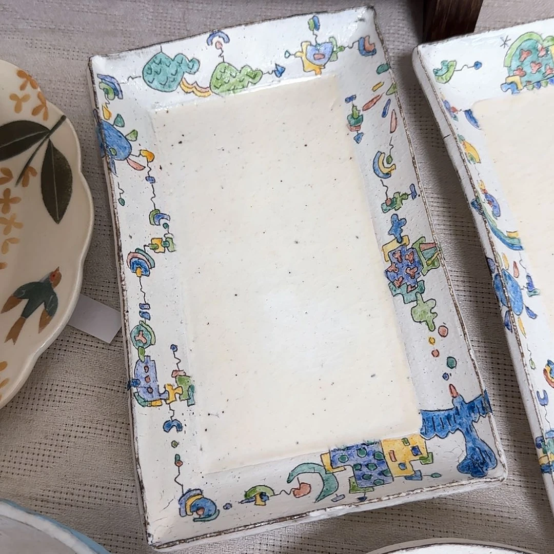 茶盏在家门口吃着呢就可以