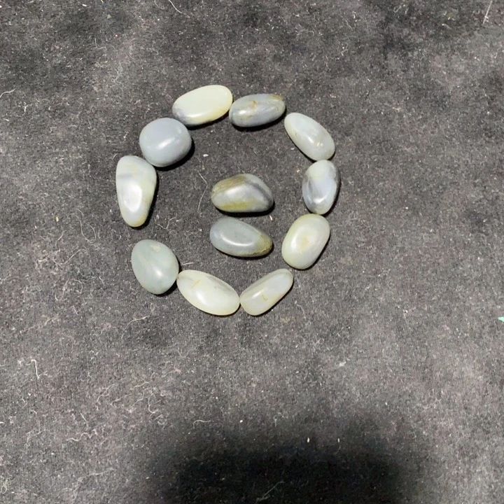 未镶嵌和田玉（糖玉）挂件深**秀